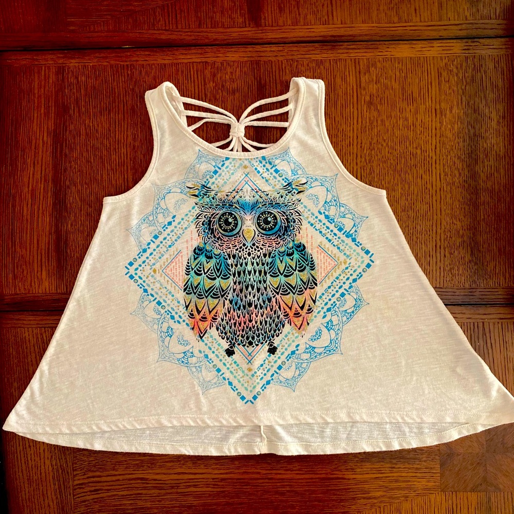 Beautees girls owl design tank top. Size M